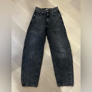 Levi's Women's Barrel Jeans